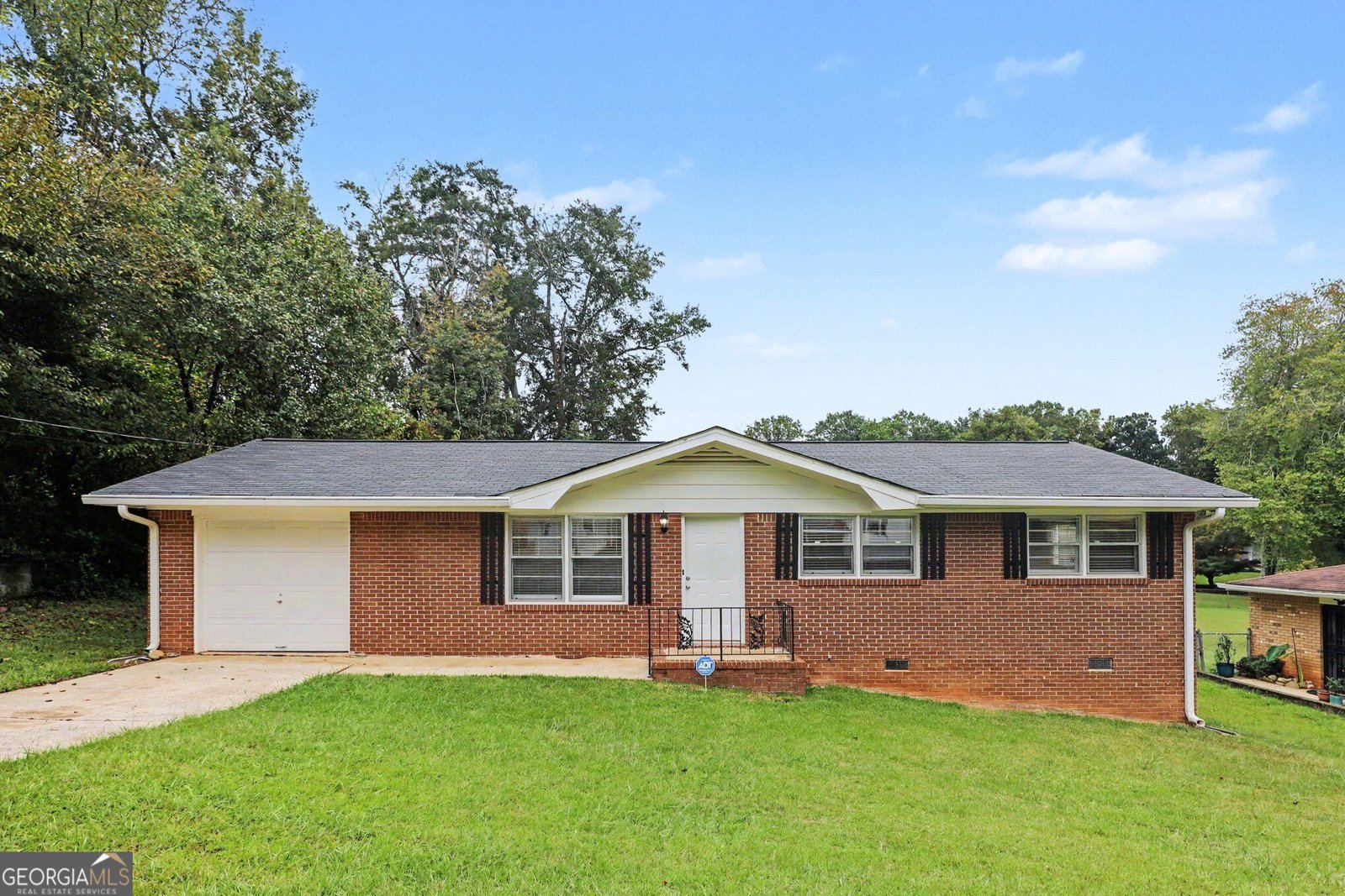2541 Burton Circle Morrow - main photo
