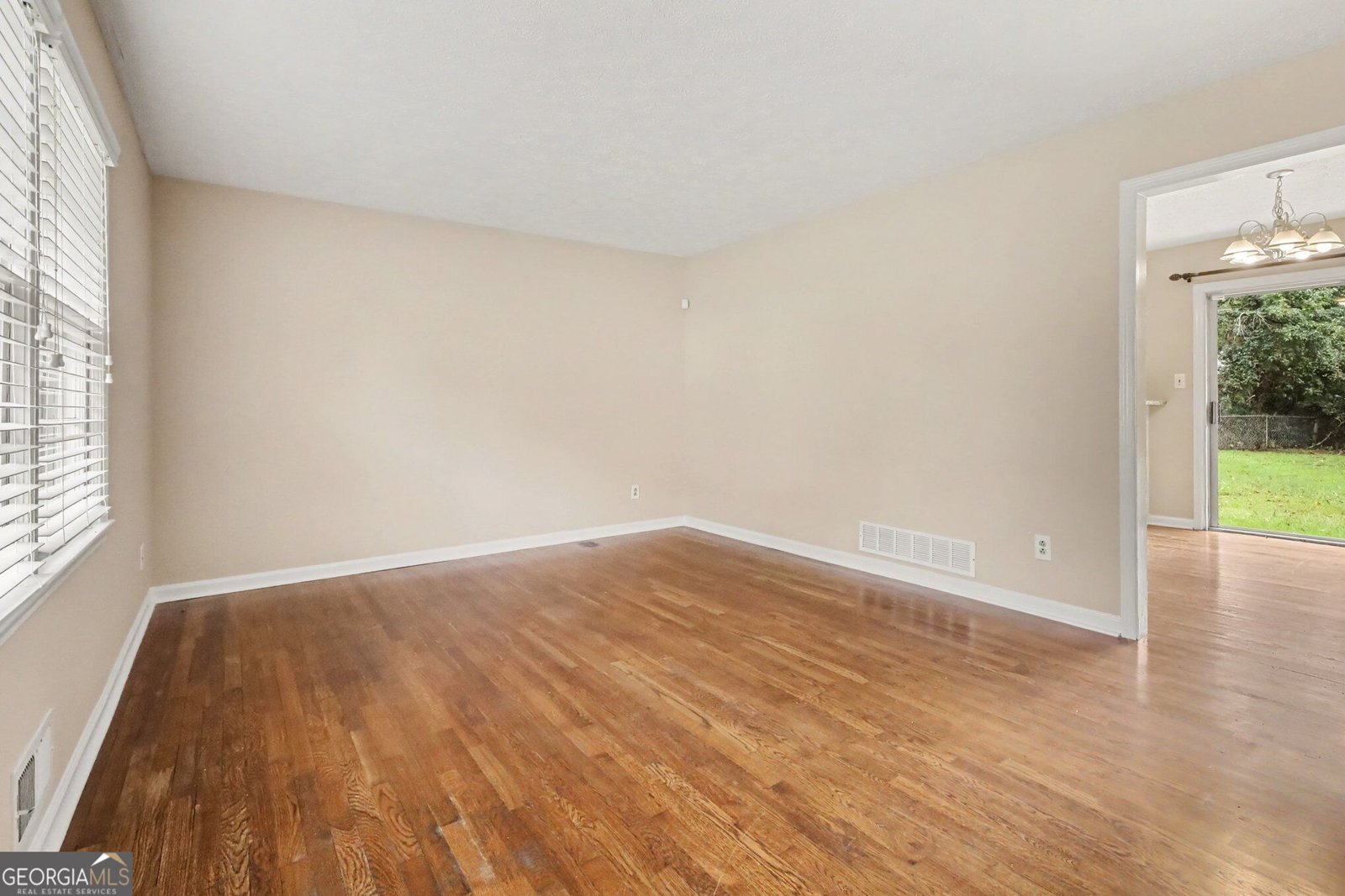 2541 Burton Circle Morrow - Photo 12