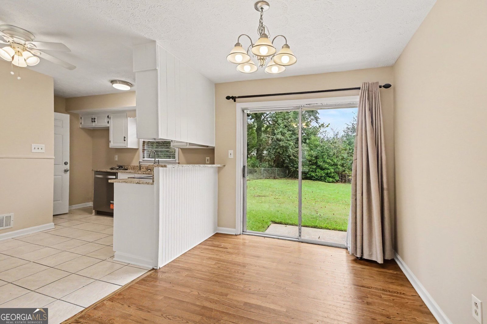 2541 Burton Circle Morrow - Photo 14