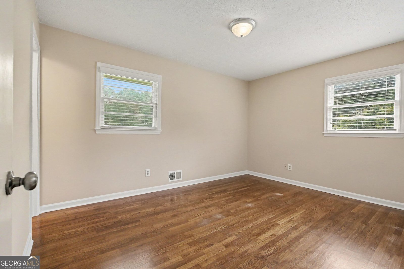 2541 Burton Circle Morrow - Photo 19