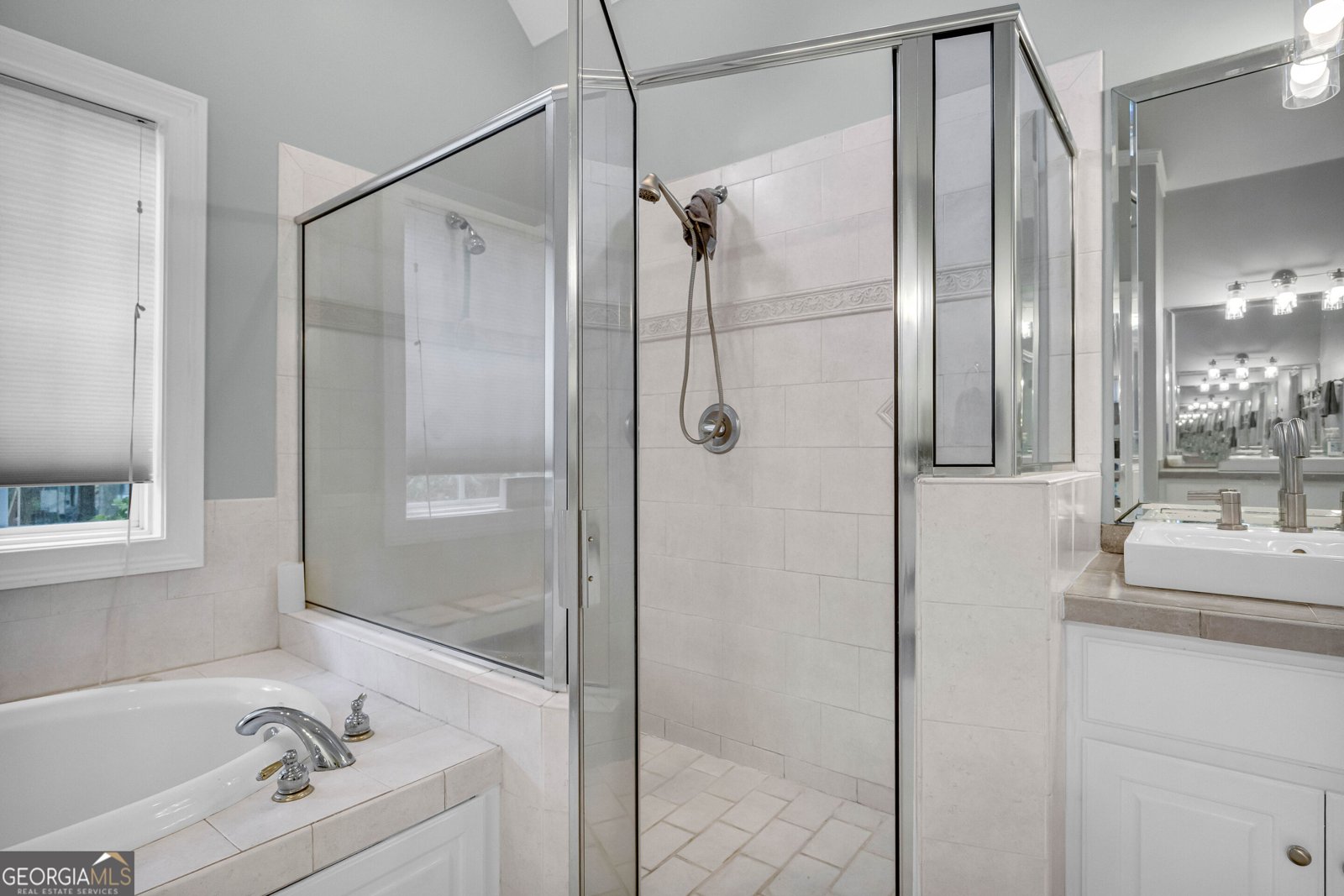 339 Stone Creek Drive Hull - Photo 46