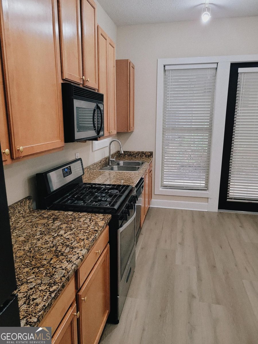 1195 Milton Terrace Atlanta - Photo 6