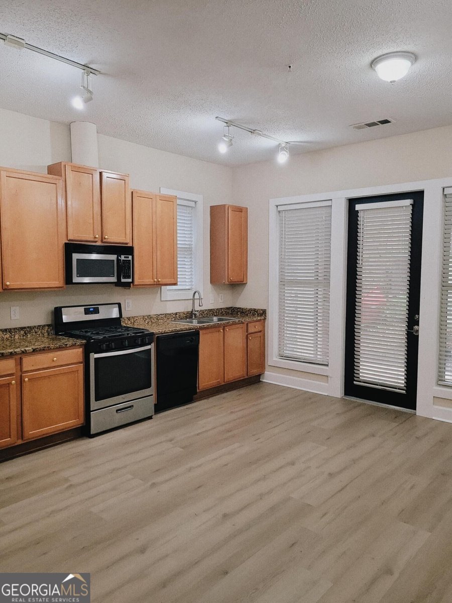 1195 Milton Terrace Atlanta - Photo 8