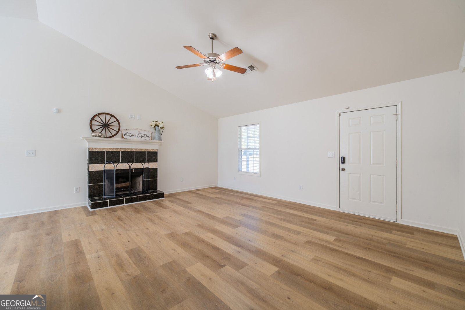 408 Wilshire Lane Bethlehem - Photo 9