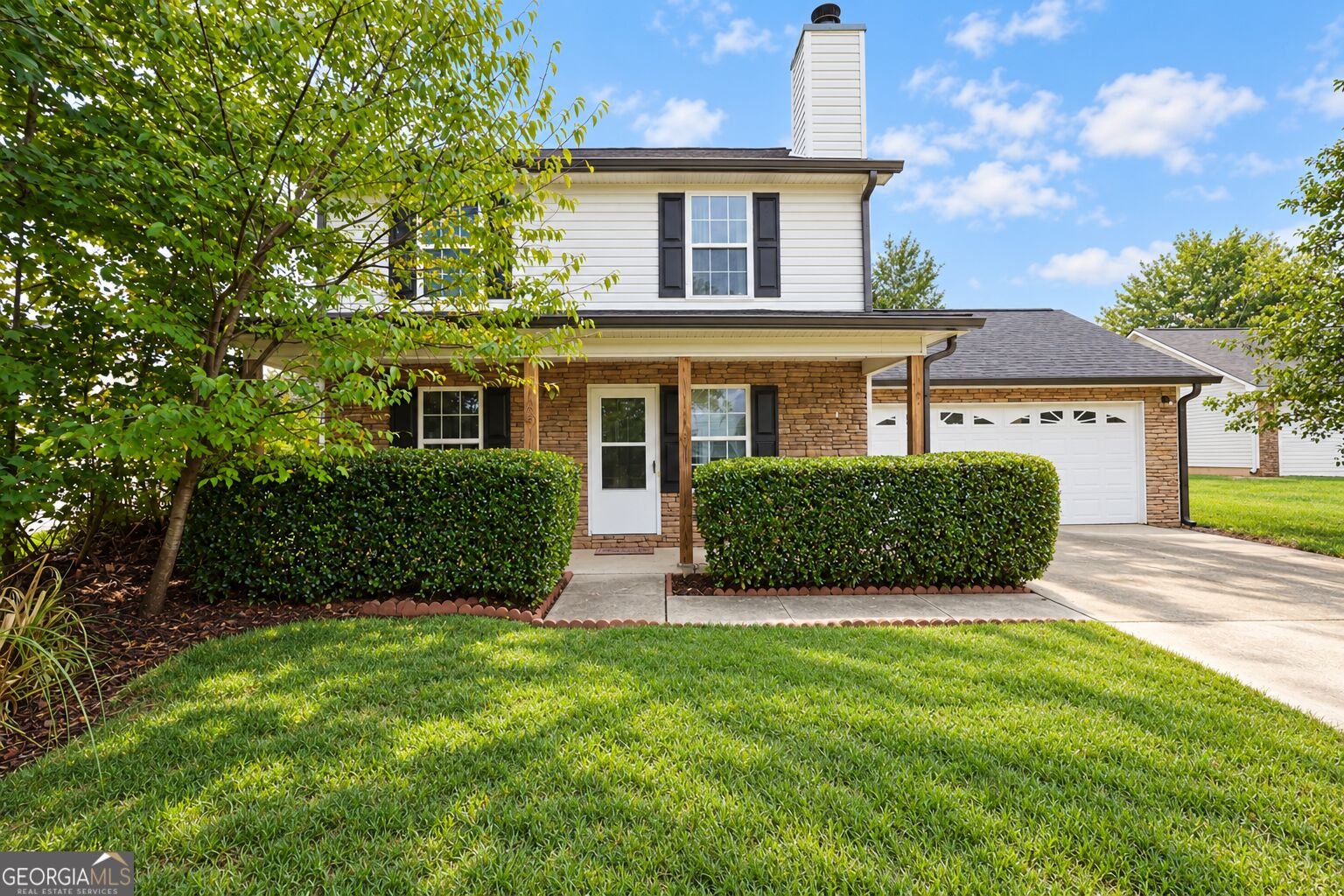415 Underwood Court Locust Grove - main photo
