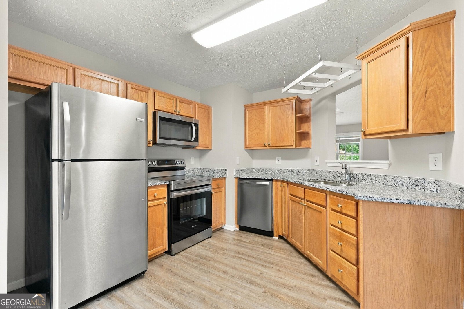 3852 Valley Creek Drive Flowery Branch - Photo 11