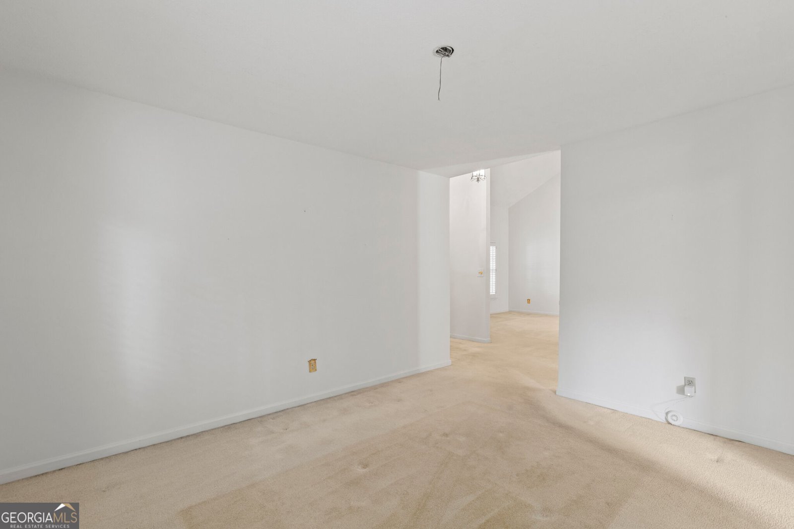 215 Leeward Lane Roswell - Photo 18