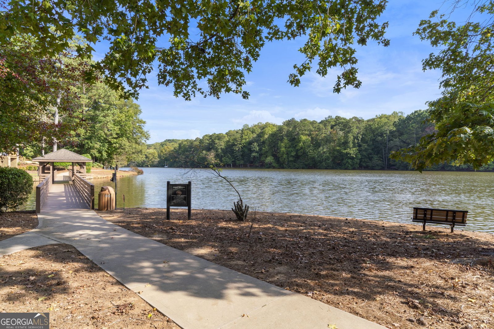 215 Leeward Lane Roswell - Photo 37