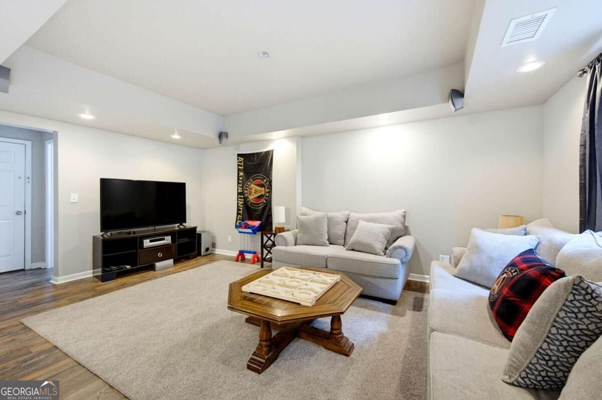 6408 Mobilis Court Sugar Hill - Photo 19
