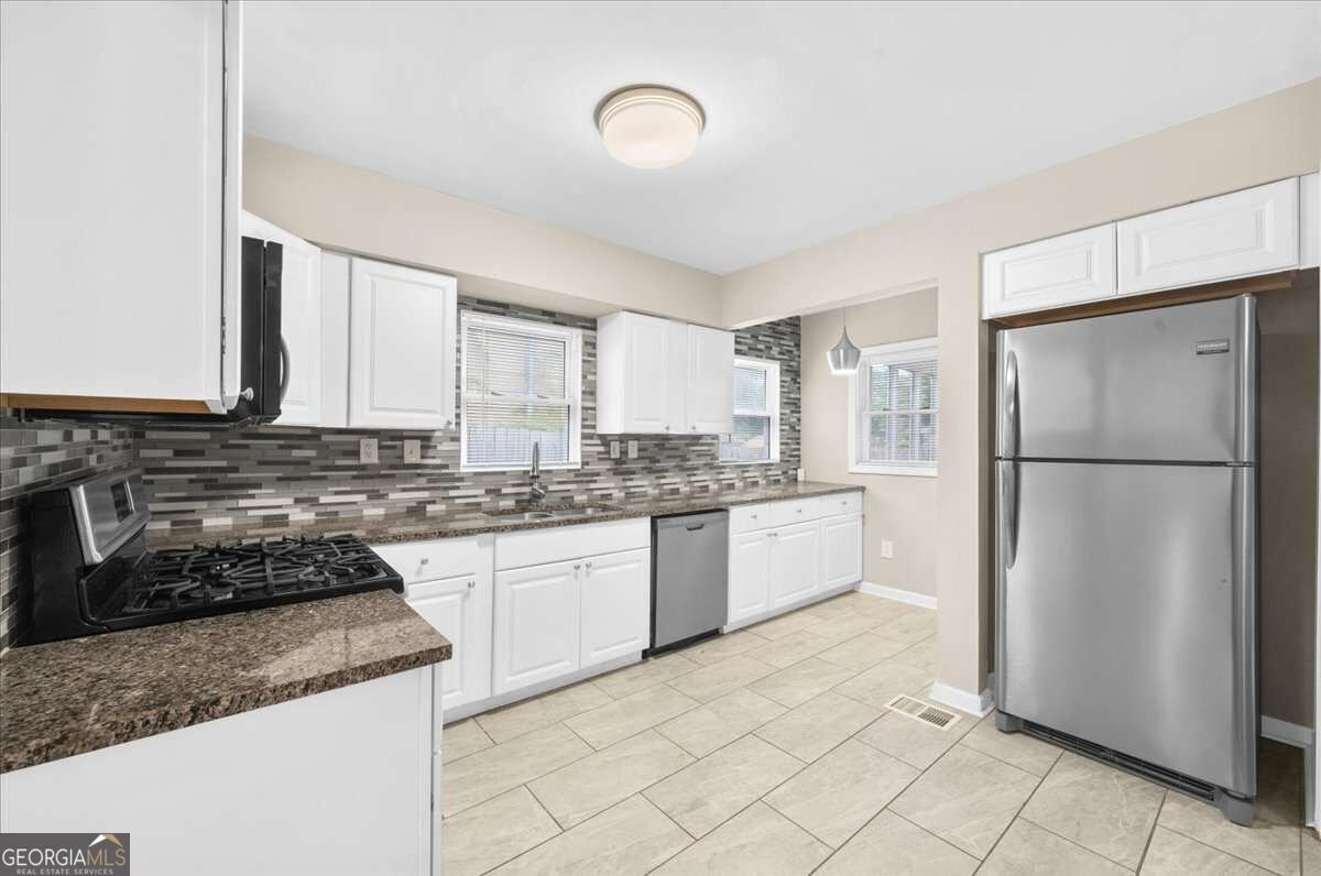 819 Woodbourne Drive Atlanta - Photo 11