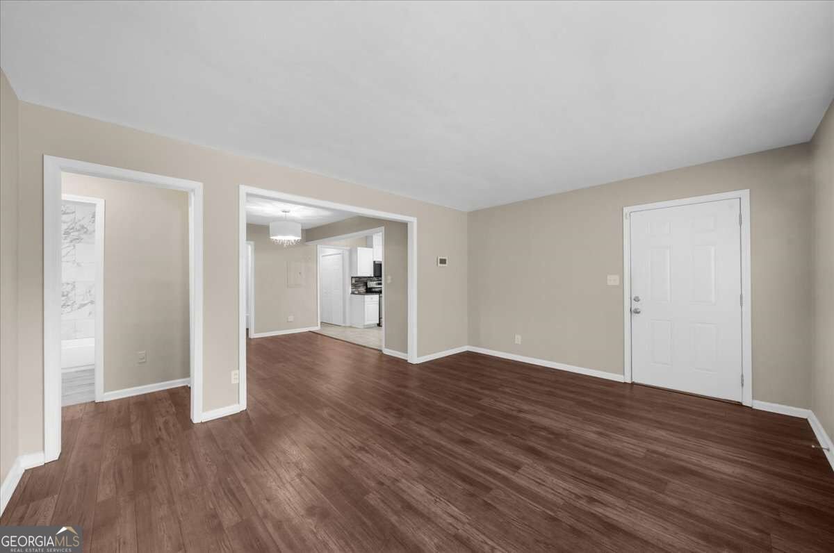 819 Woodbourne Drive Atlanta - Photo 6