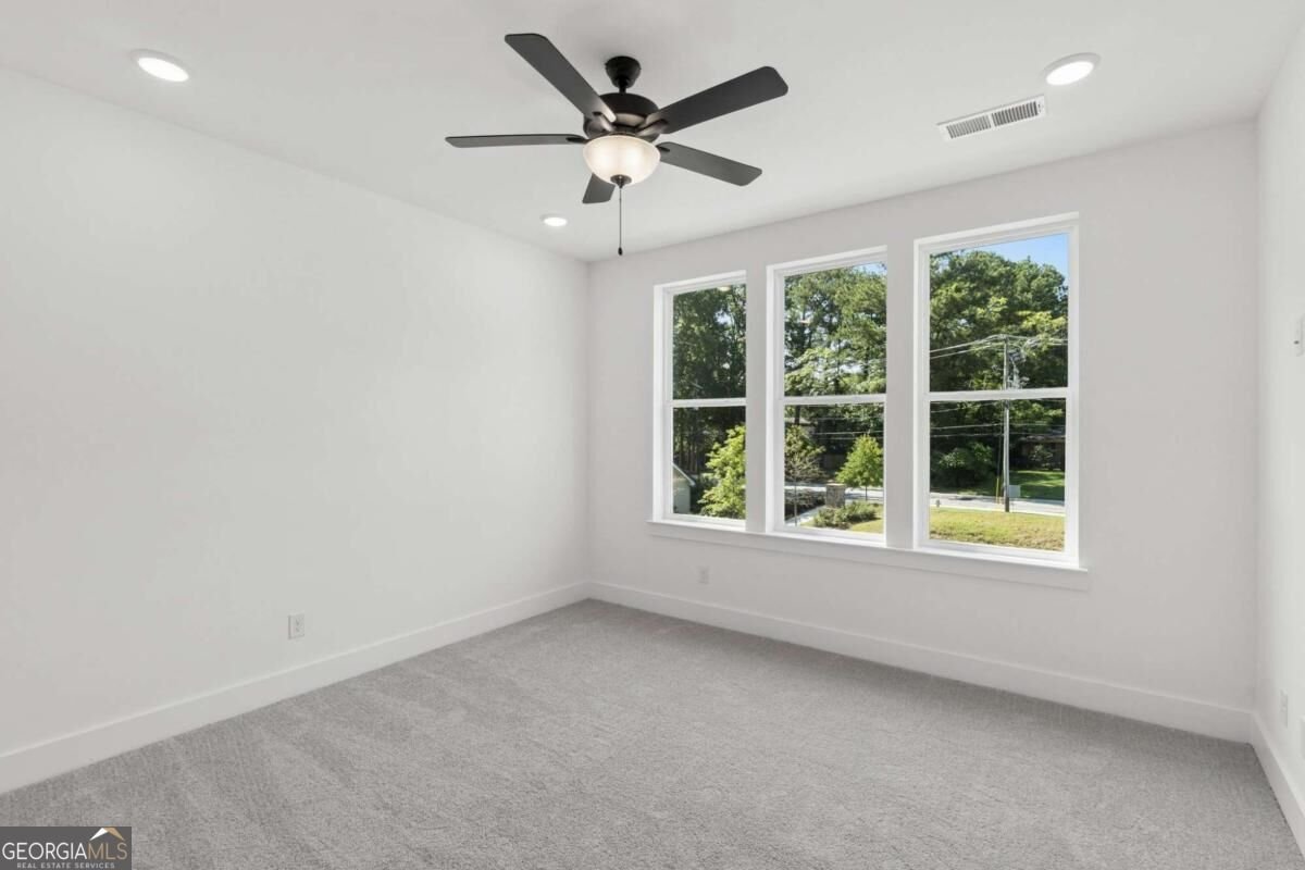 646 Memphis Drive Scottdale - Photo 17