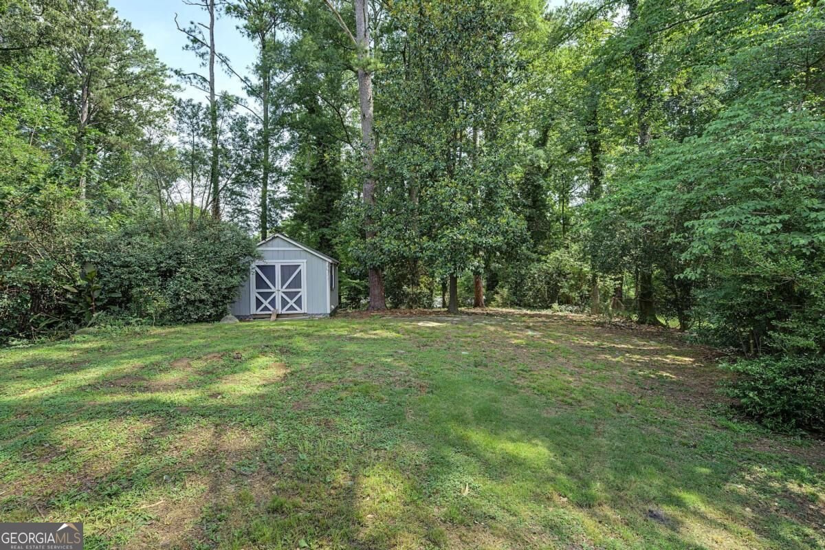 2327 Ben Hill Road East Point - Photo 19