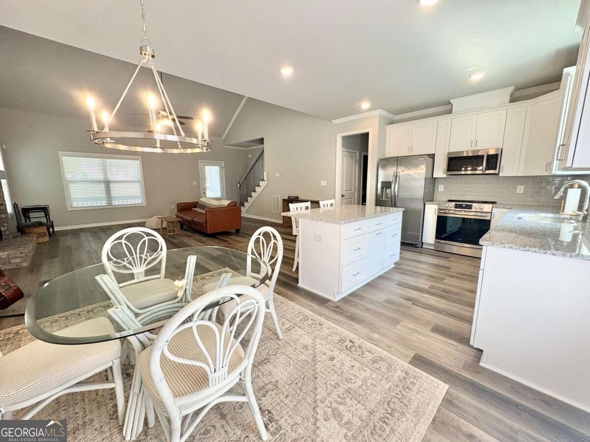 406 Sunset Drive Statham - Photo 7