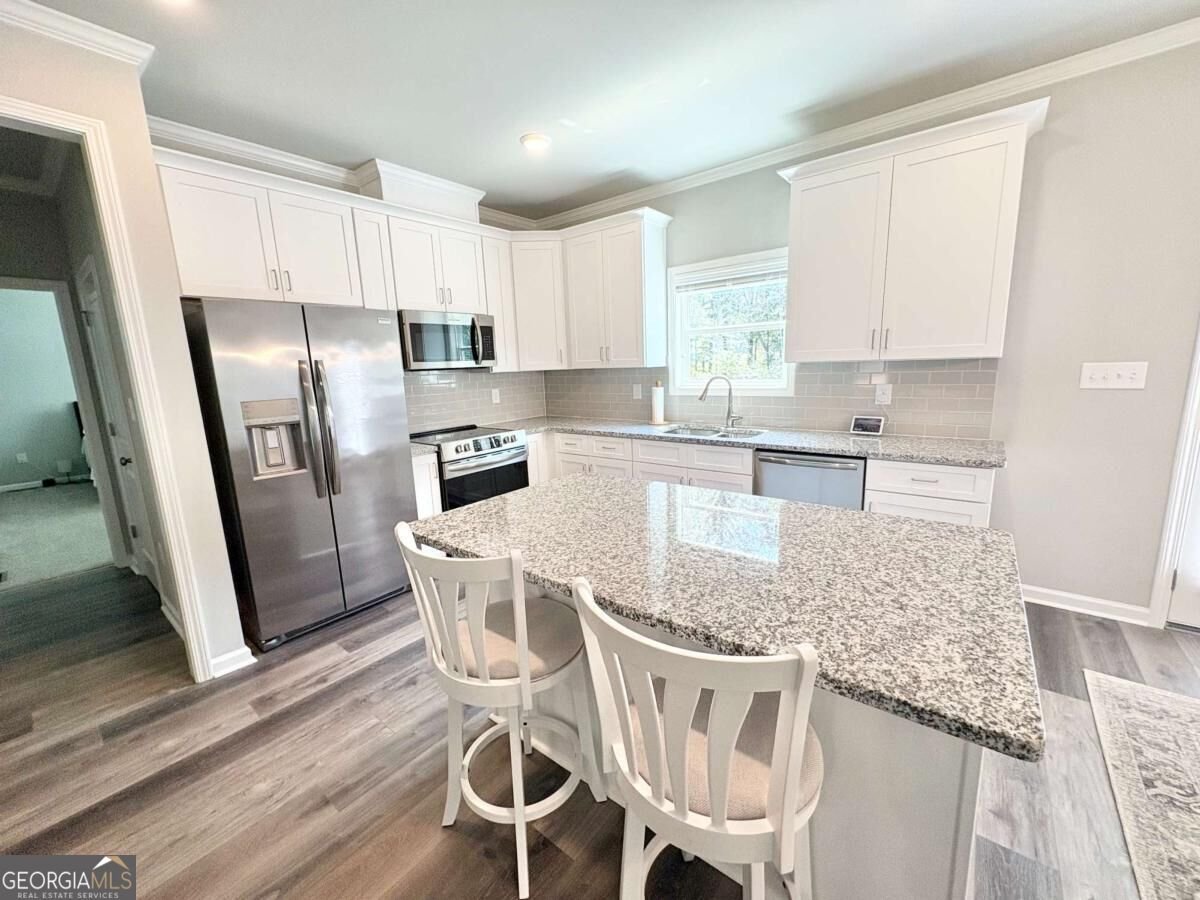 406 Sunset Drive Statham - Photo 9