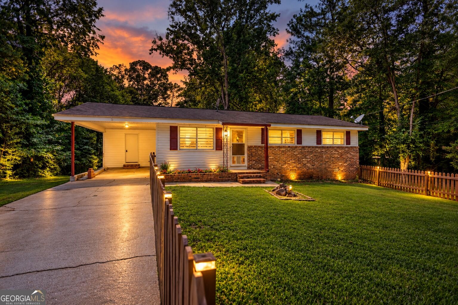 3075 Sunset Road Conyers - main photo