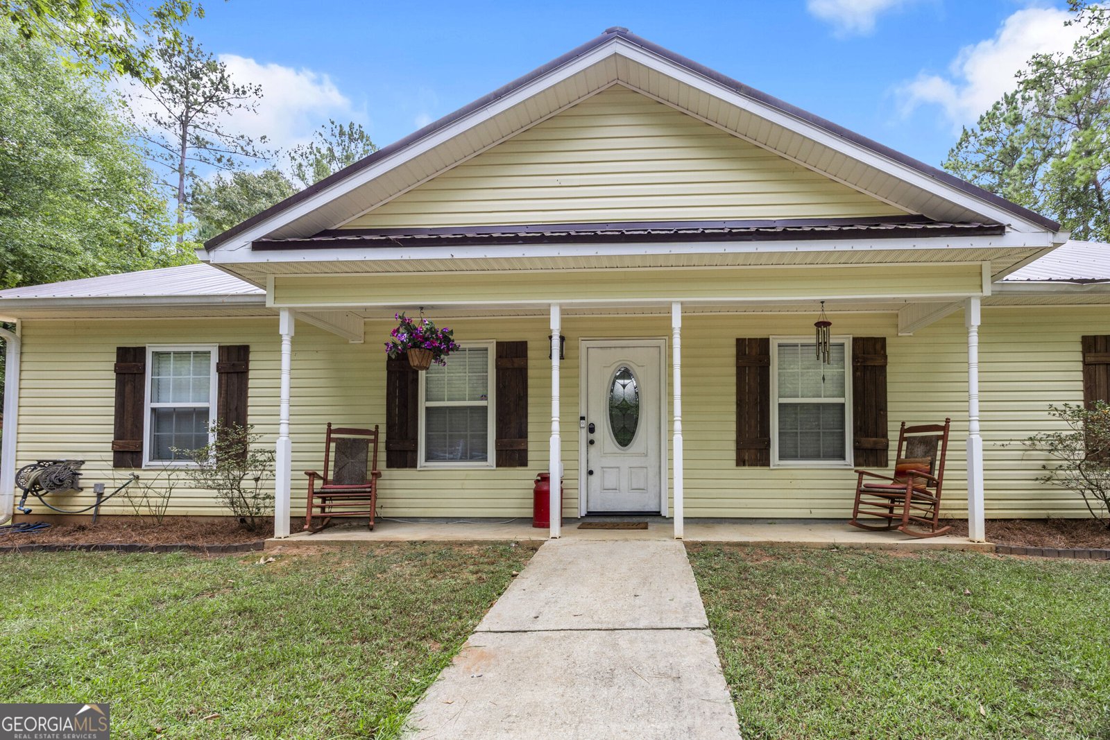 126 Robin Hood Road Covington - main photo