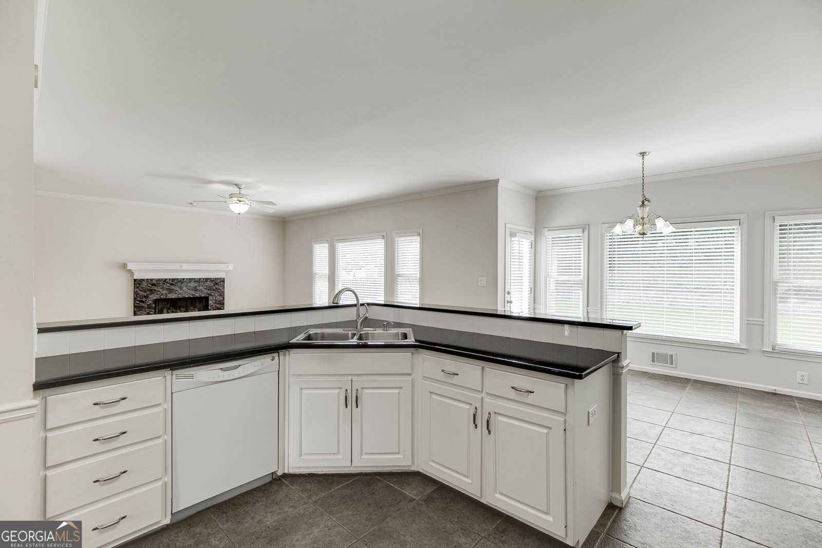 4102 Trotters Way Drive Snellville - Photo 14