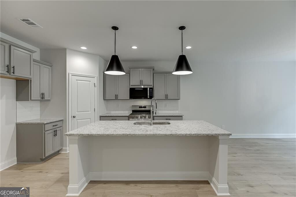 757 Woods Chapel Road Sugar Hill - Photo 6