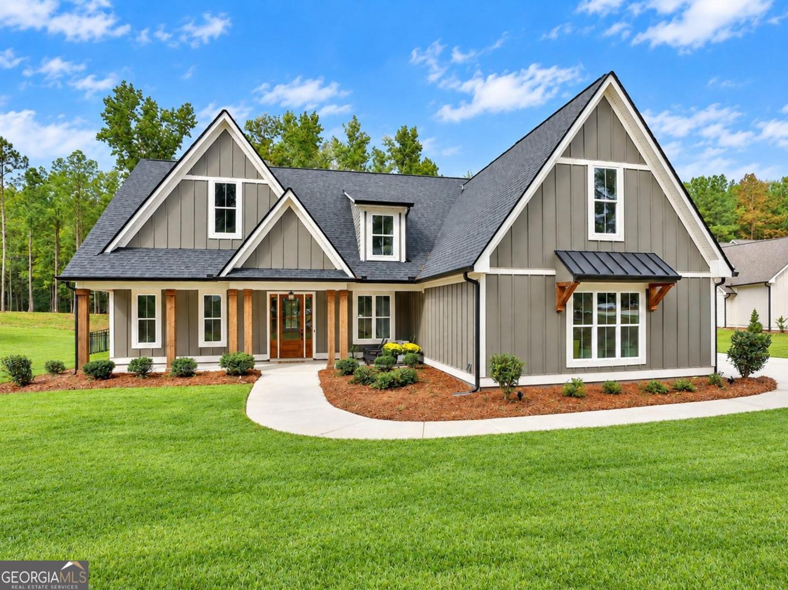 135 Huiet Drive Fayetteville - main photo
