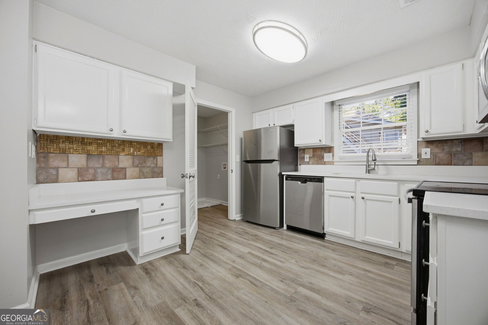 1055 Wellers Court Roswell - Photo 8