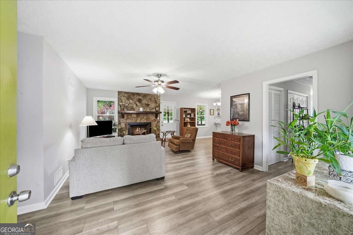 1586 Sprayberry Drive Marietta - Photo 11