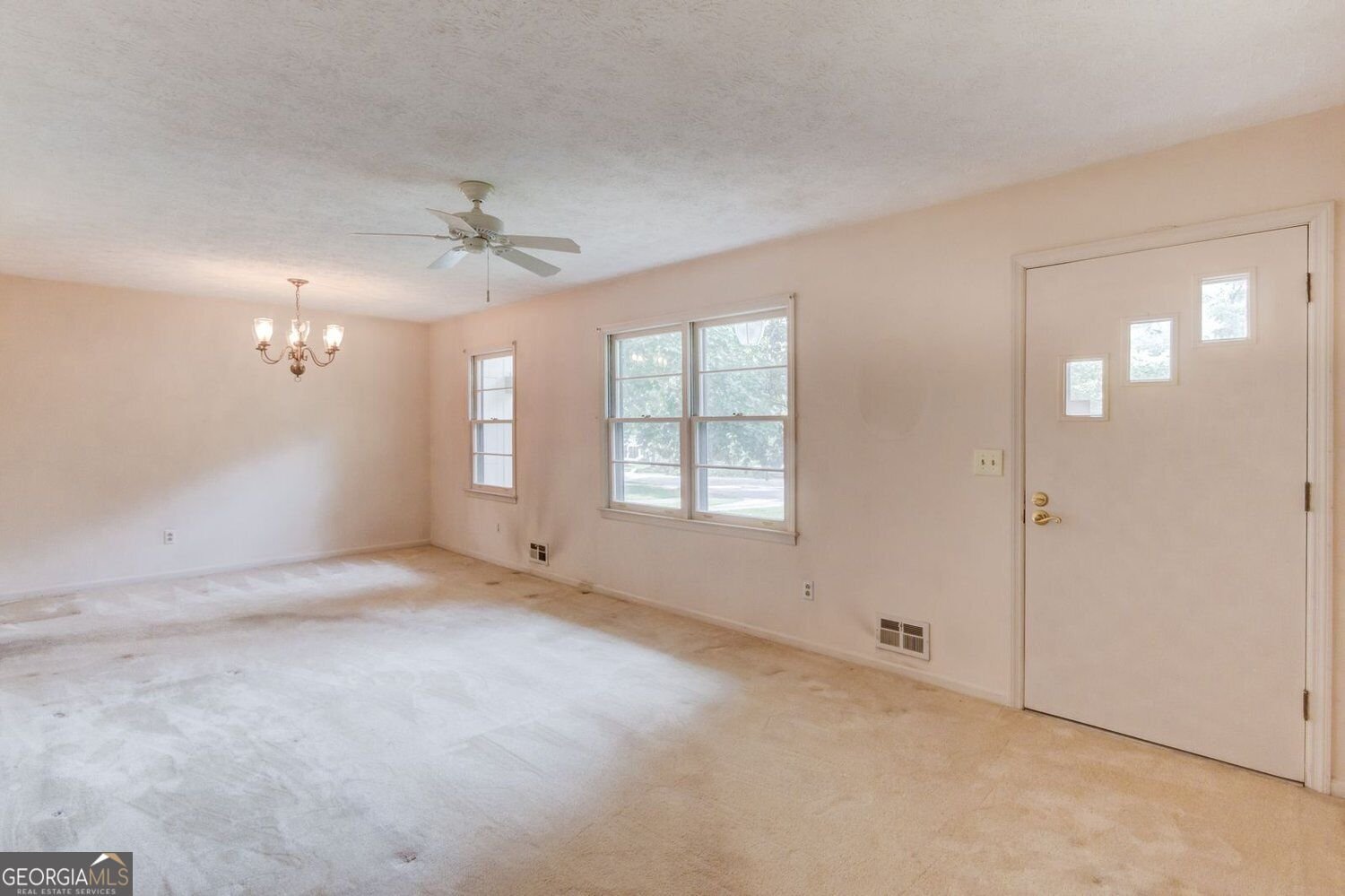 4464 Francis Court Lilburn - Photo 7
