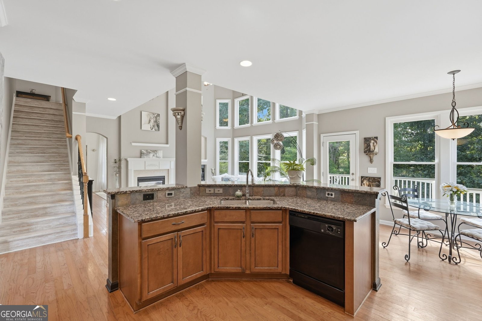 7451 Shady Glen Drive Flowery Branch - Photo 17