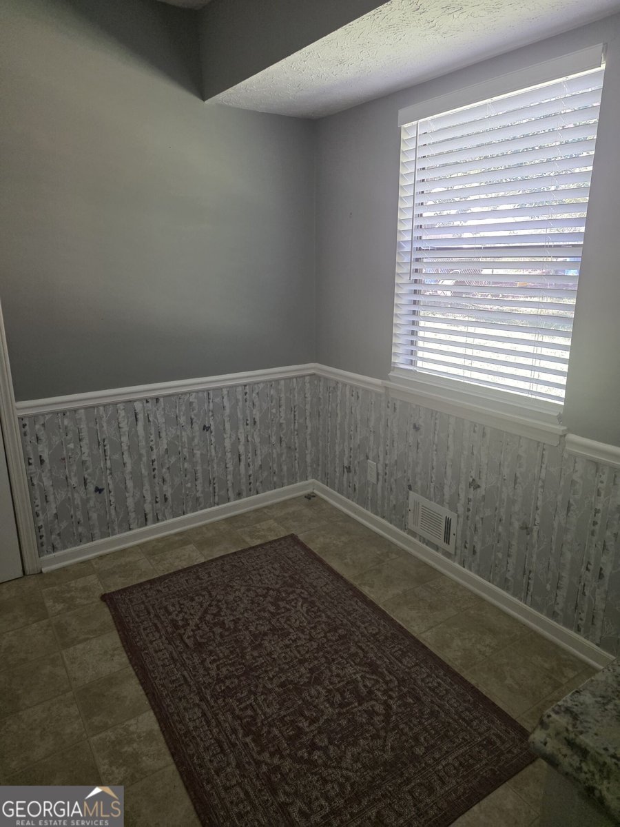 1736 Almand Creek Drive Conyers - Photo 6