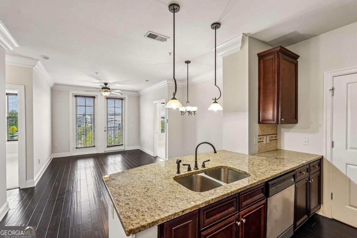 901 Abernathy Road Sandy Springs - Photo 6