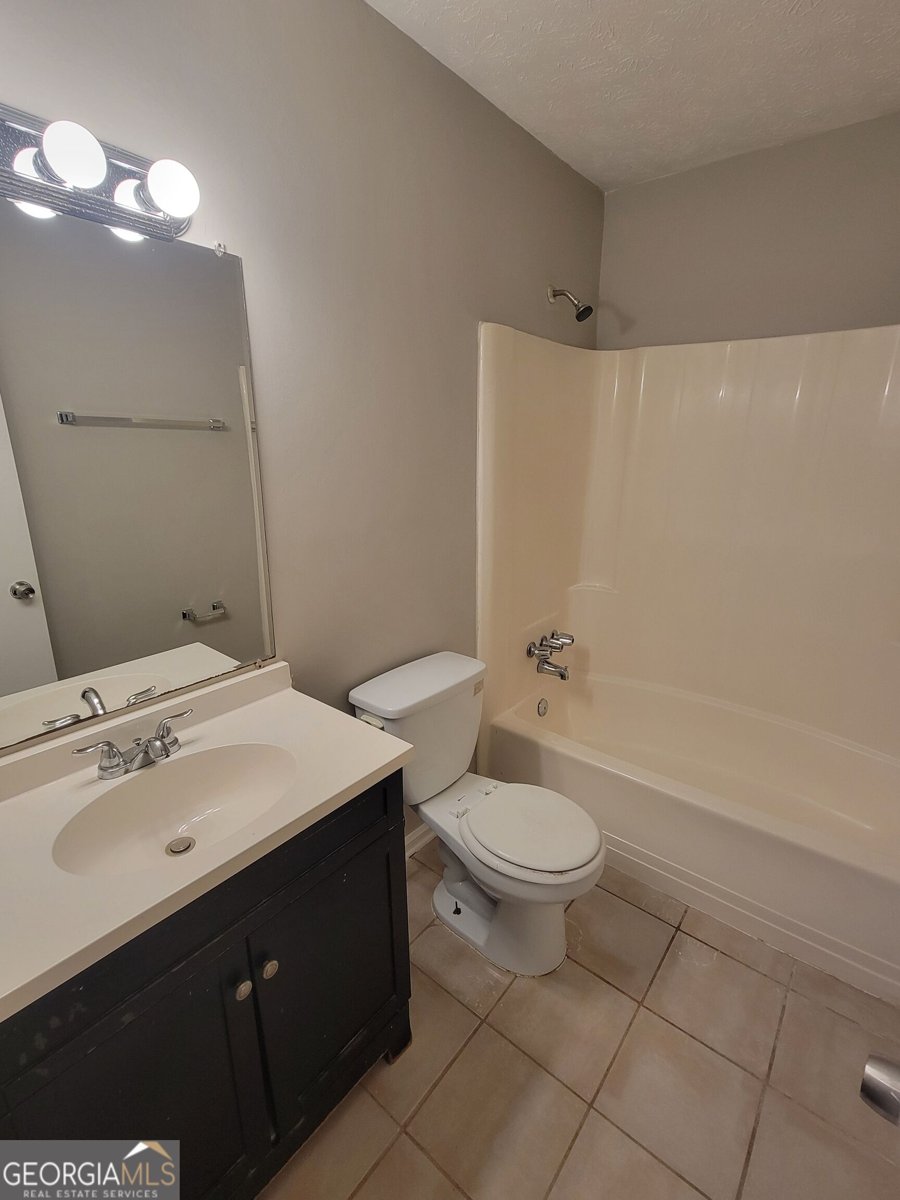 8996 Sterling Ridge Lane Jonesboro - Photo 9