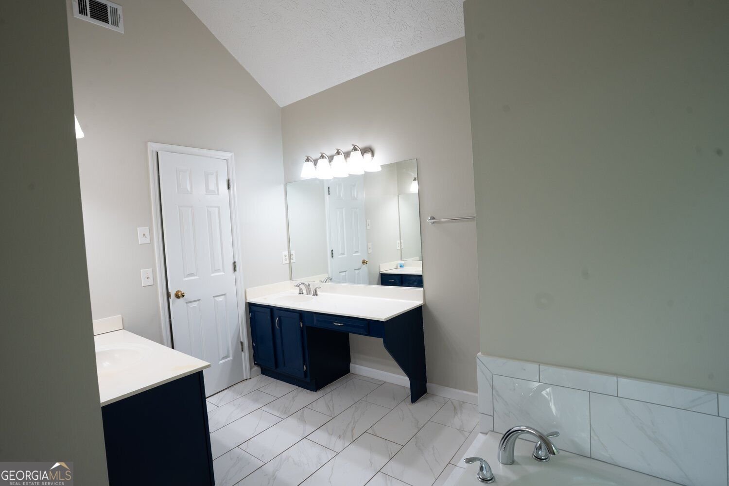 1403 Milford Chase Court Marietta - Photo 18