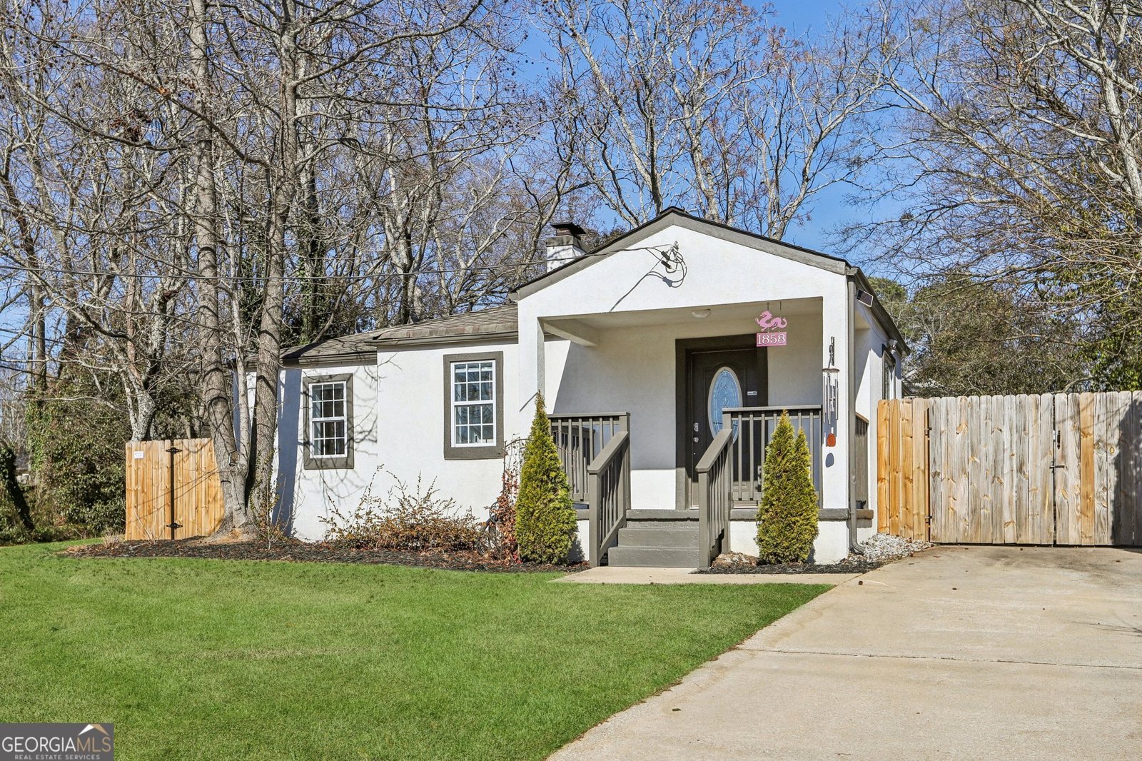 1858 Flat Shoals Road Atlanta - main photo