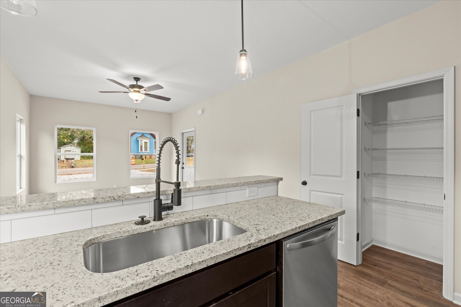 654 King Street Carrollton - Photo 12
