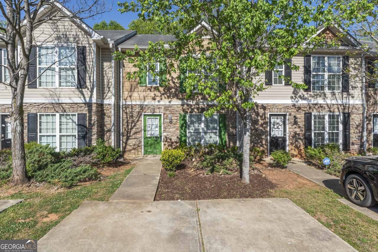 11443 South Grove Drive Hampton - main photo