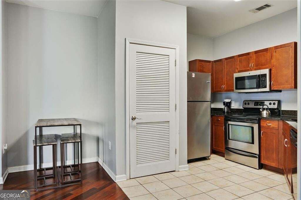 870 MAYSON TURNER Road Atlanta - Photo 9