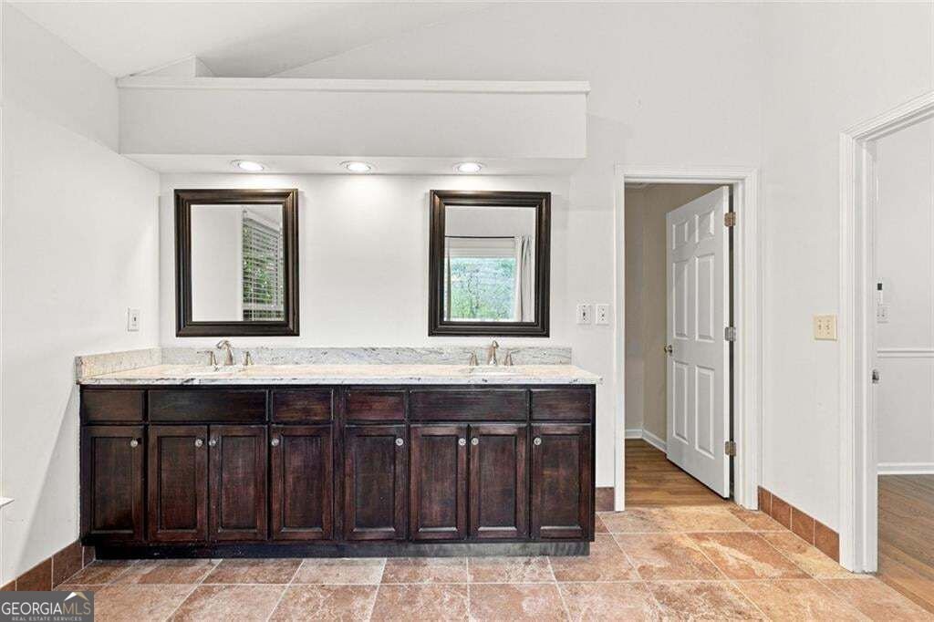 425 Fairford Lane Duluth - Photo 32