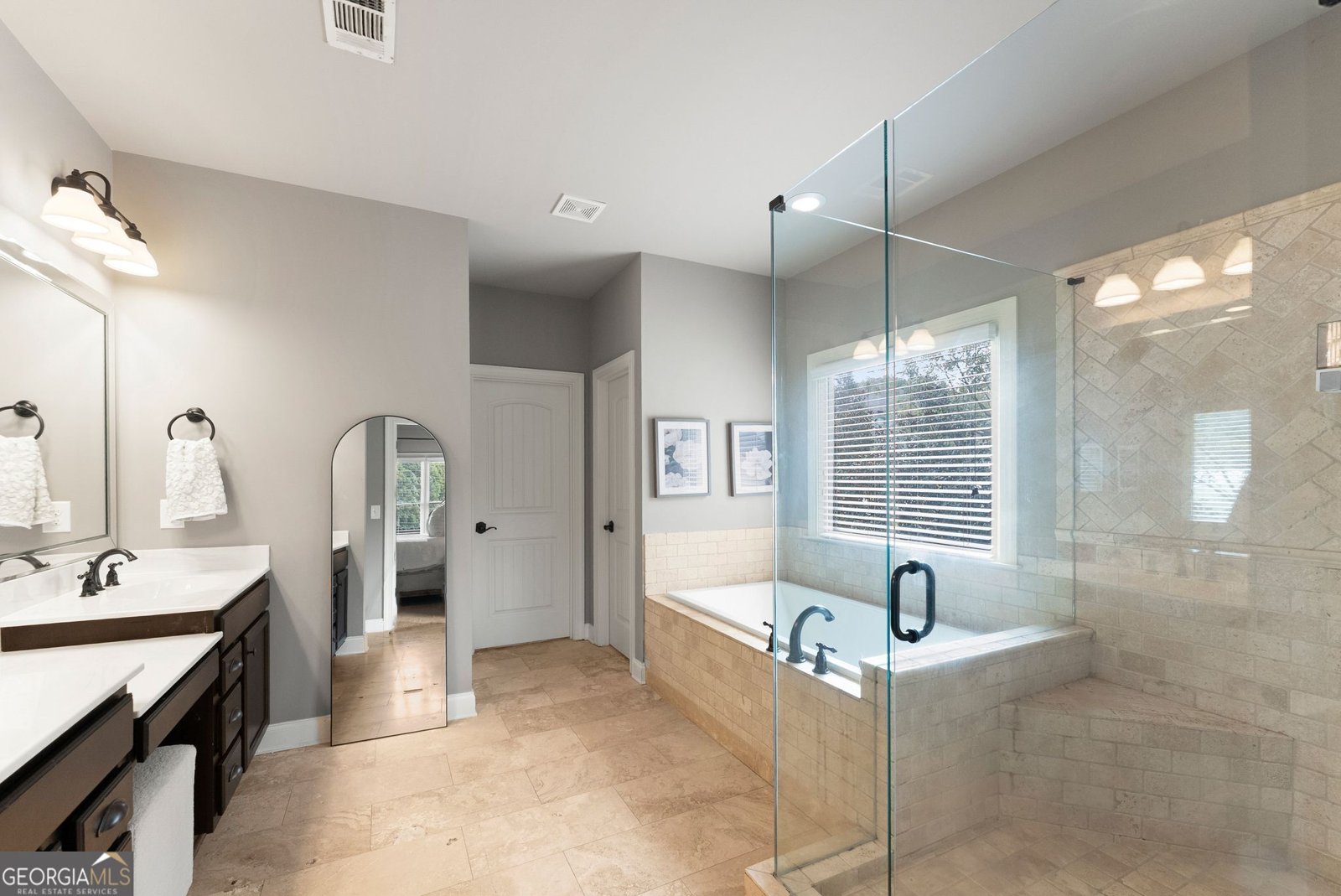 4405 Park Royal Drive Flowery Branch - Photo 30