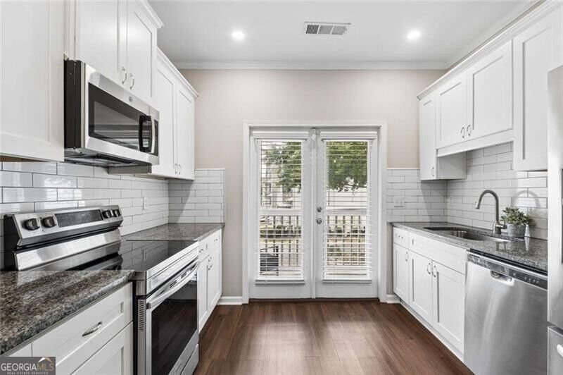 1209 Liberty Parkway Atlanta - Photo 6