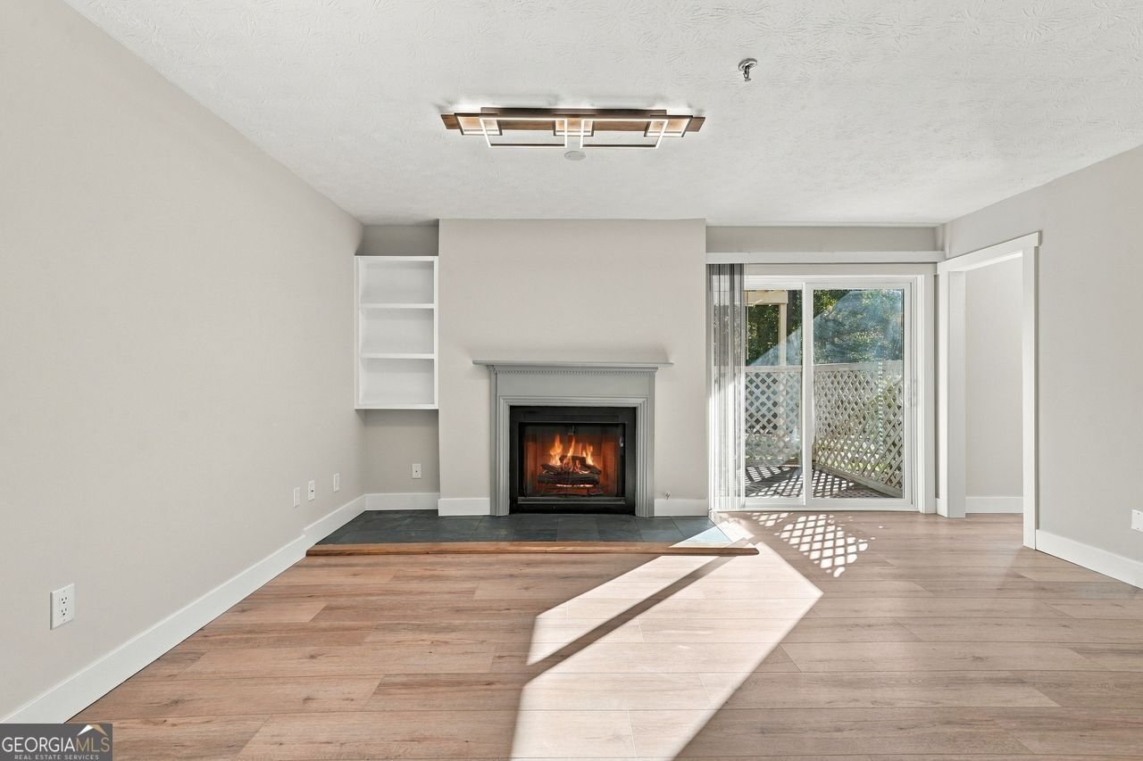 905 Riverview Drive Marietta - Photo 7
