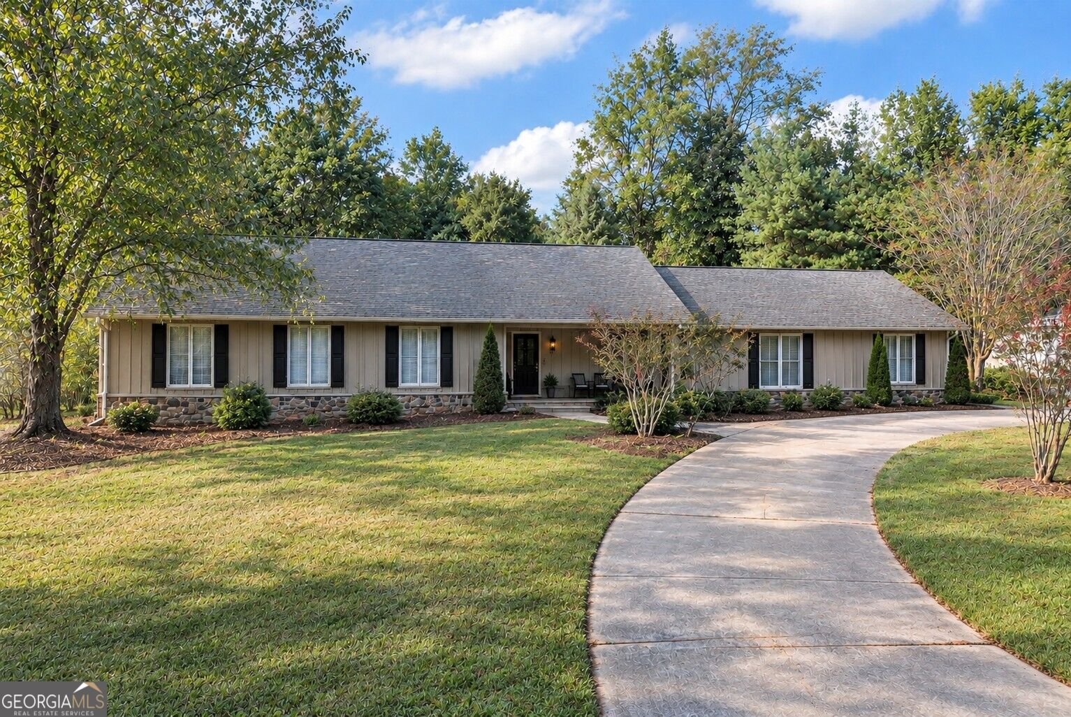 3526 Montgomery Drive Gainesville - main photo