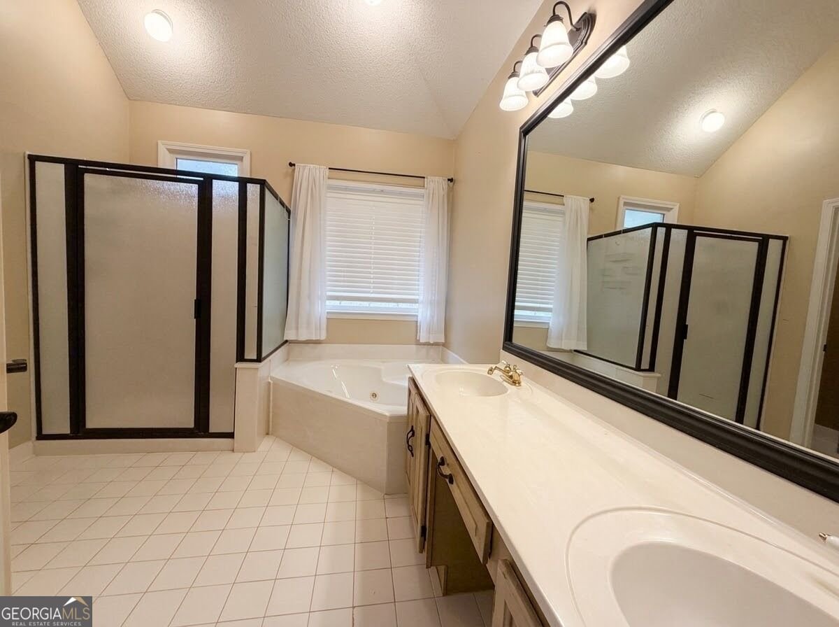 530 Country Club Drive Stockbridge - Photo 14