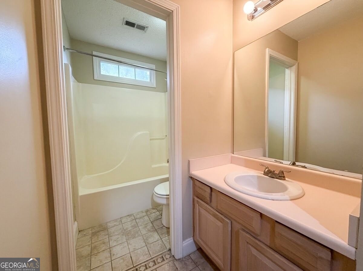 530 Country Club Drive Stockbridge - Photo 17