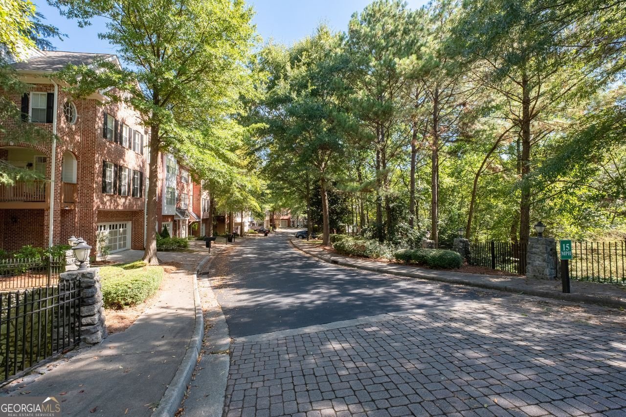 1116 Glenridge Place Sandy Springs - Photo 42