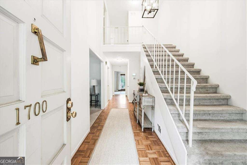 1700 Woodcliff Way Atlanta - main photo