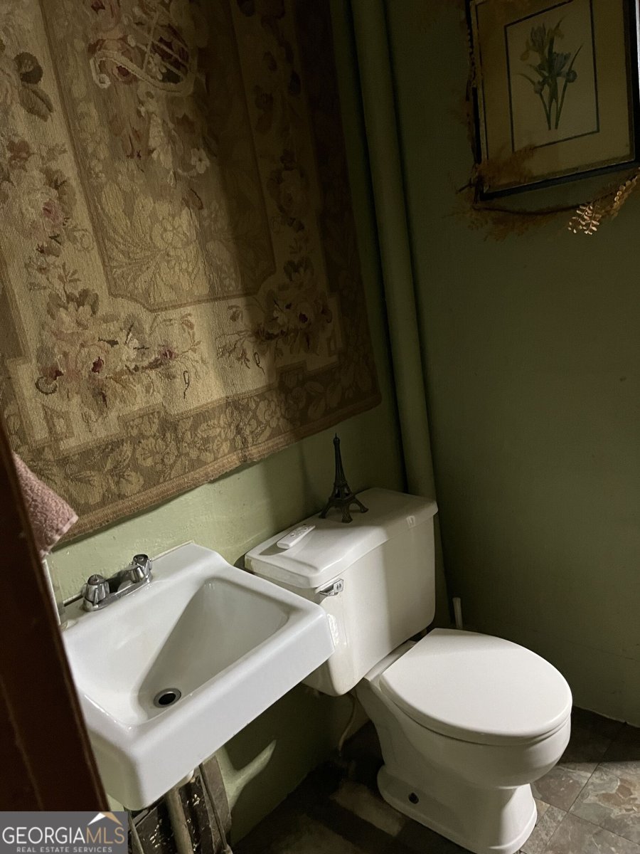 223 5th Street Manchester - Photo 20