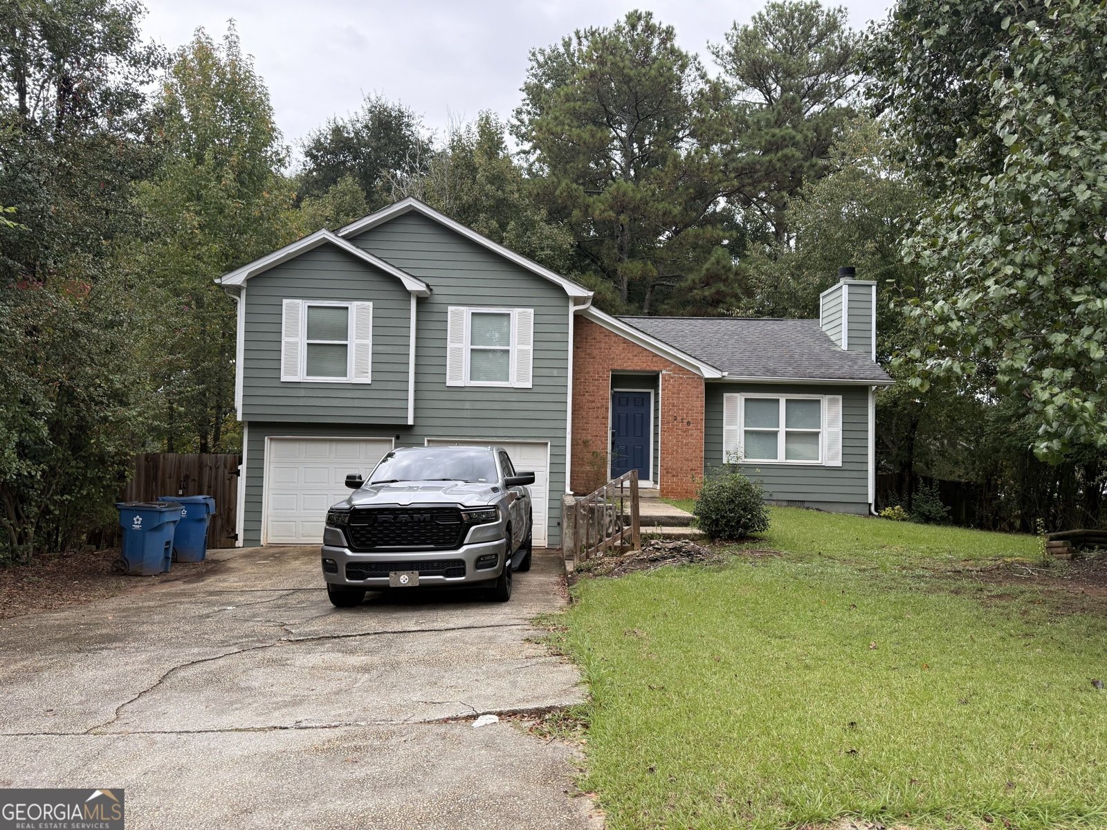 216 River Birch Drive Mcdonough - main photo