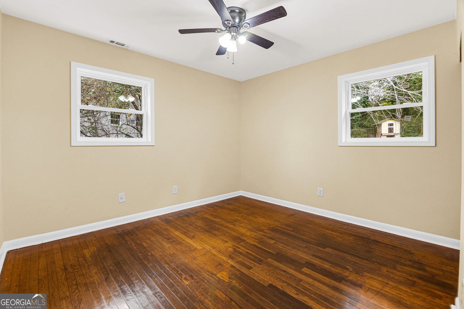 349 Roxbury Drive Riverdale - Photo 10