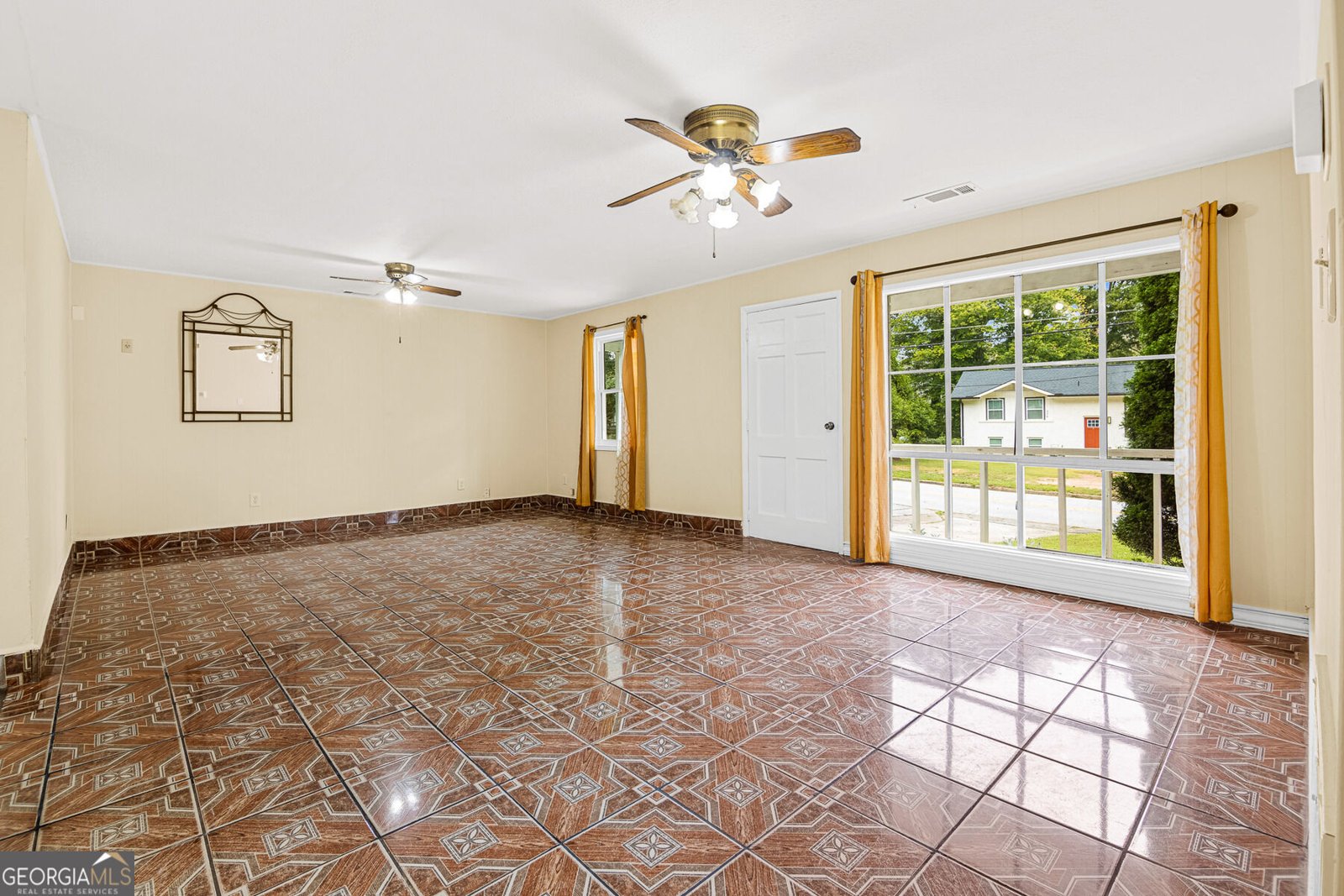 349 Roxbury Drive Riverdale - Photo 7