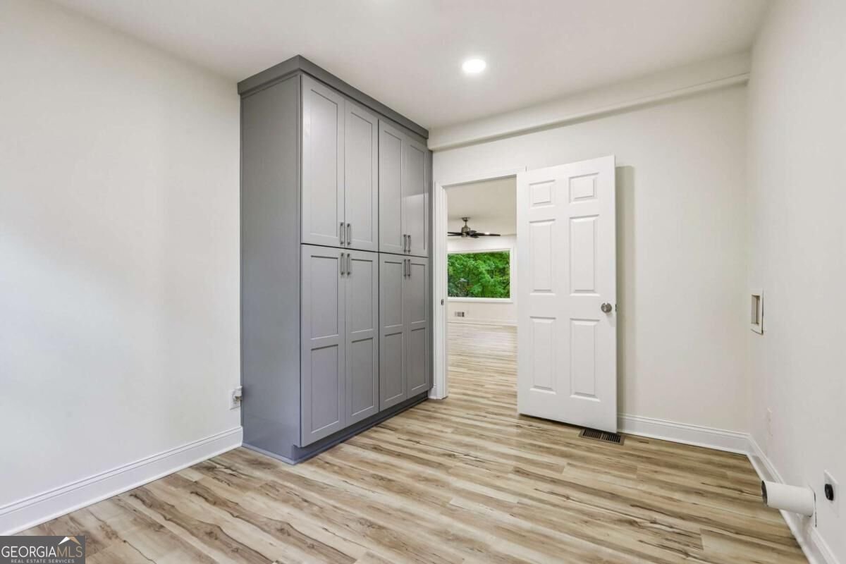 250 King Arthur Drive Woodstock - Photo 12